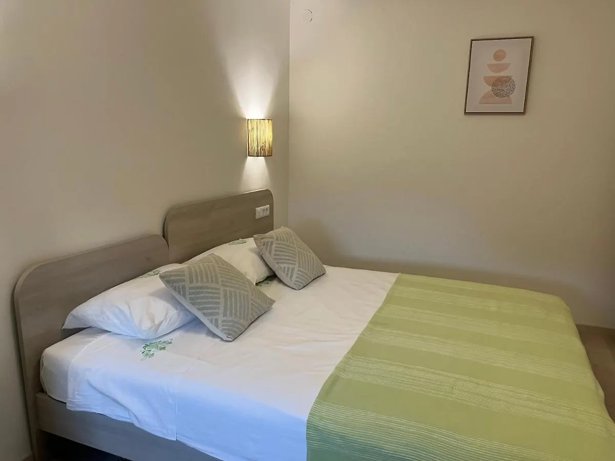 Apartment A & N With Free Private Parking Pula Kroatien